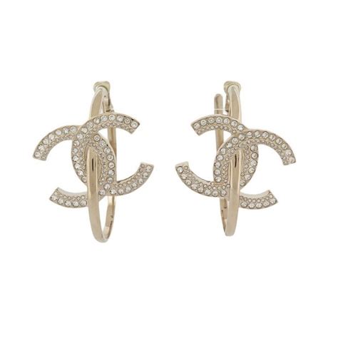 creoles chanel|Chanel FW2022 Boucles d'Oreilles Créoles CC Pearly CC on.